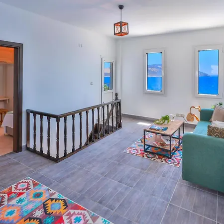 Feriehus Panaroma Meis Suits Kaş
