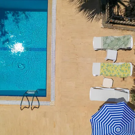 Panaroma Meis Suits Kaş