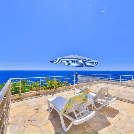 Panaroma Meis Suits * Kaş