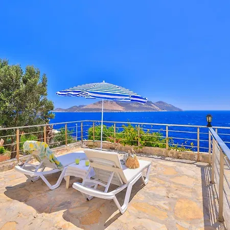 Feriehus Panaroma Meis Suits